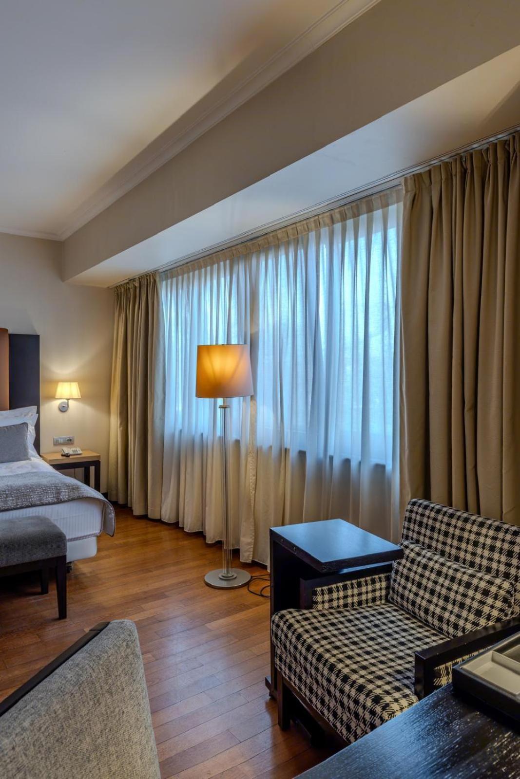 Hotel Rivo Temesvár Kültér fotó