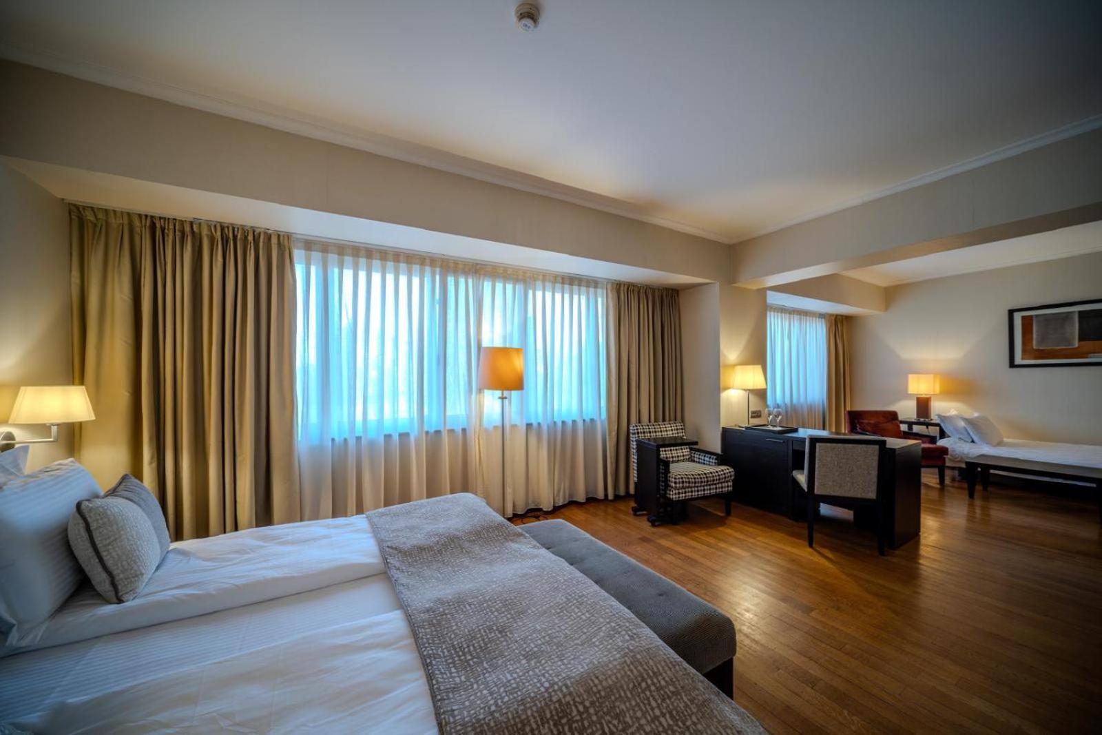 Hotel Rivo Temesvár Kültér fotó