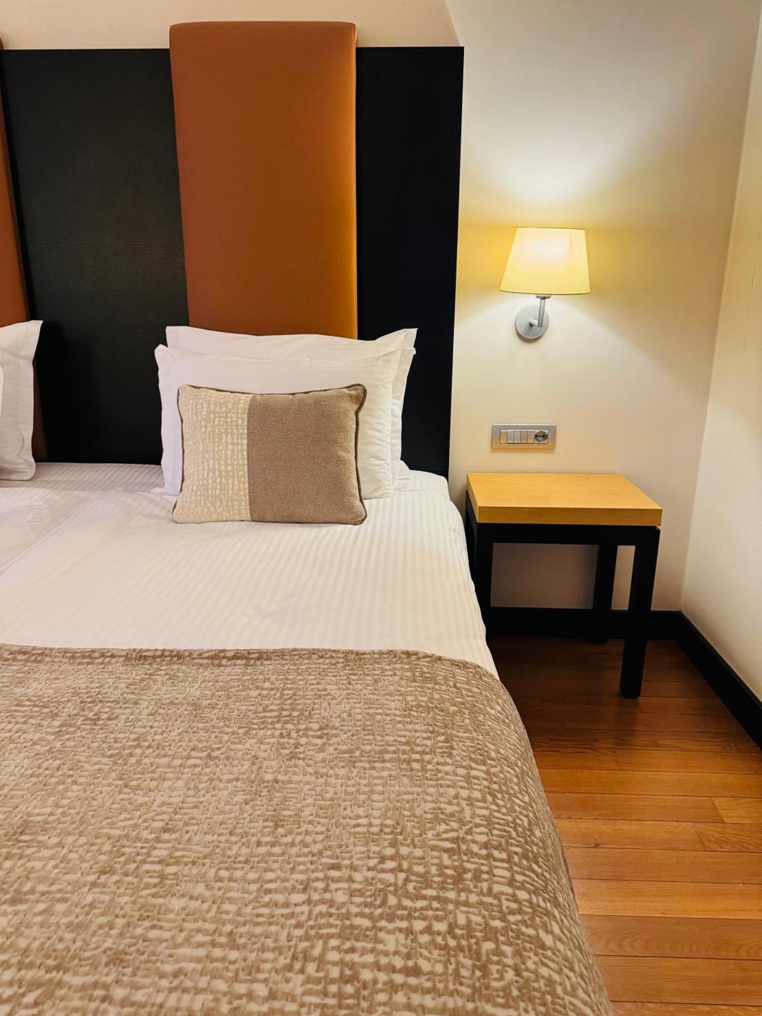 Hotel Rivo Temesvár Kültér fotó